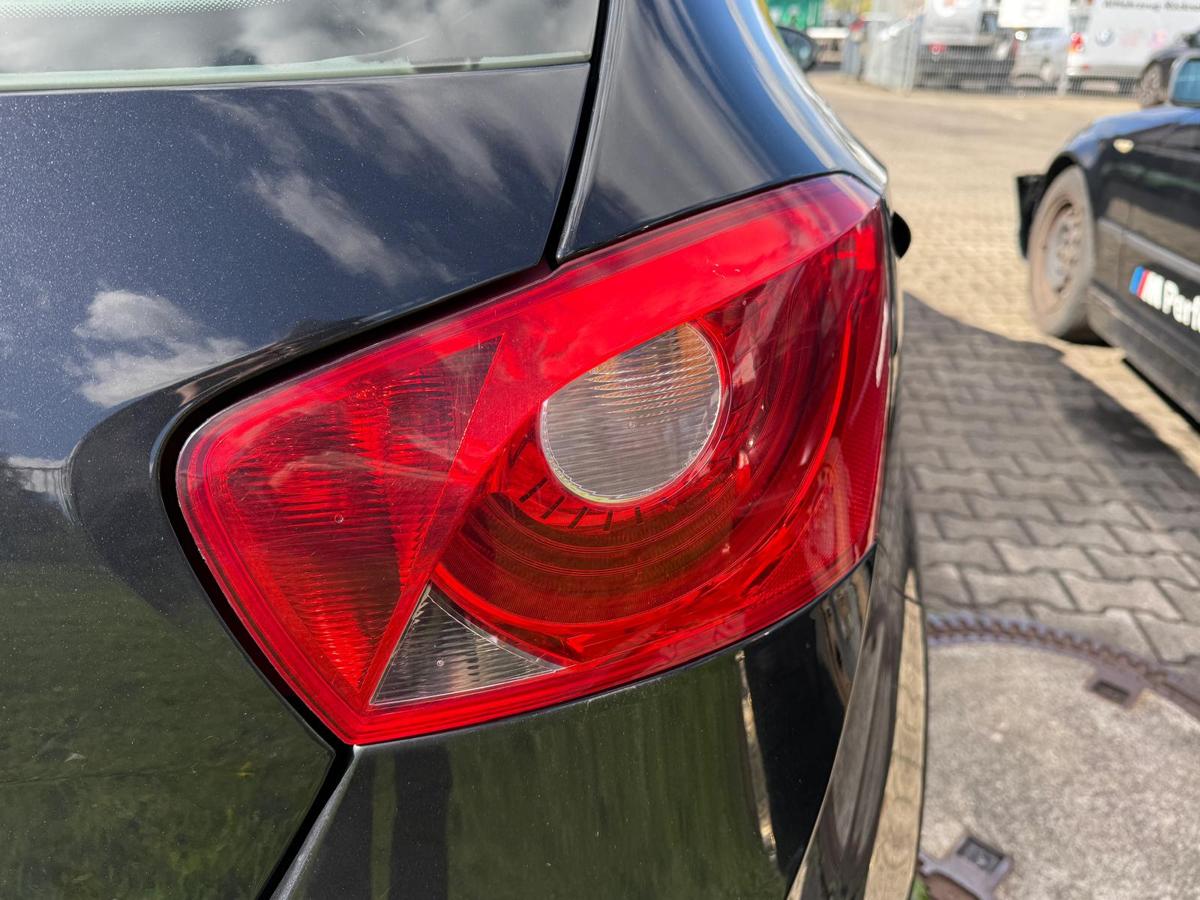 Seat Ibiza 6J original Rücklicht Rückleuchte Heckleuchte rechts 5 Türer BJ09